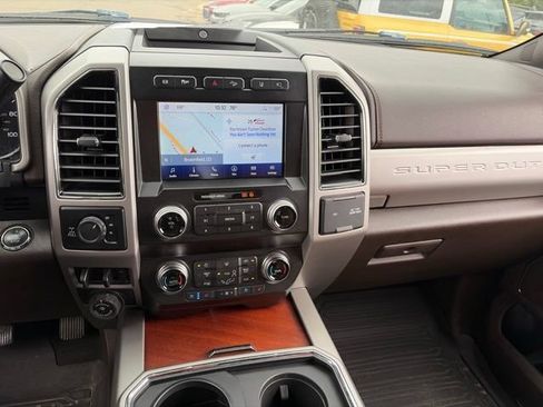 Used 2020 Ford F350 King Ranch w/ King Ranch Ultimate Package AWD/4WD image 14