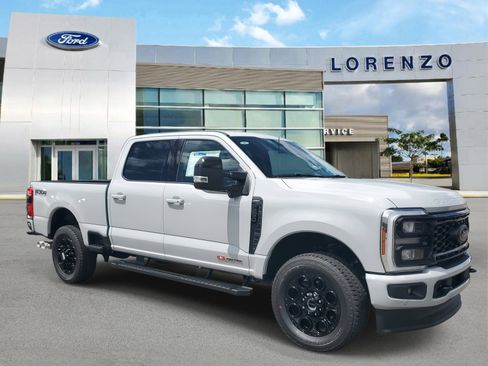 New 2026 Ford F250 Lariat w/ Black Appearance Package image 3