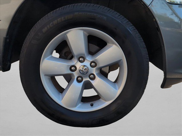 Used 2013 RAM 1500 Express RWD image 25