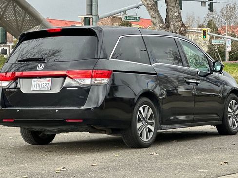 Used 2016 Honda Odyssey Touring image 4