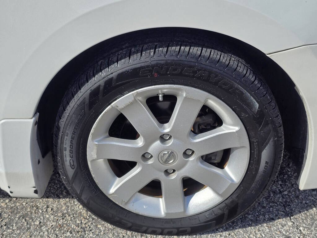 Used 2012 Nissan Sentra 2.0 SR FWD image 20