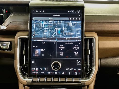 Used 2026 GMC Yukon Denali Ultimate w/ LPO, Floor Liner Package AWD/4WD image 12