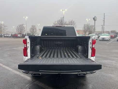 Used 2023 Chevrolet Silverado 1500 LTZ w/ Z71 Off-Road Package image 11