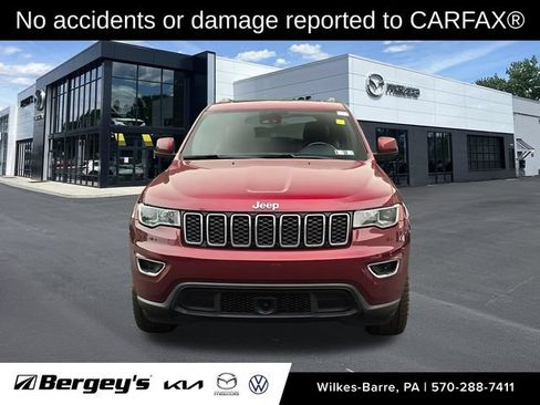 Used 2021 Jeep Grand Cherokee Laredo X AWD/4WD image 2