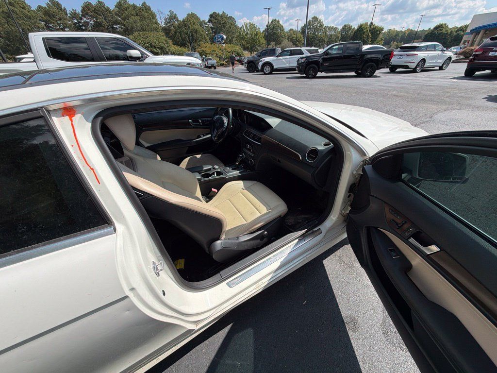 Used 2012 Mercedes-Benz C 250 Coupe image 7