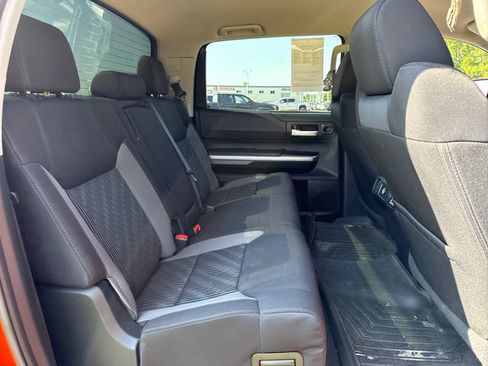 Used 2017 Toyota Tundra SR5 w/ TRD Off Road Package AWD/4WD image 14