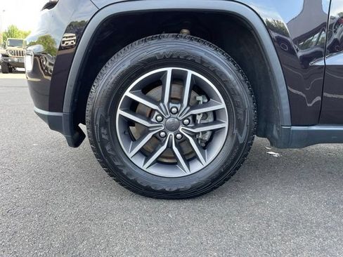 Used 2021 Jeep Grand Cherokee Limited AWD/4WD image 35