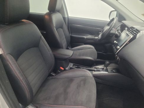 Used 2023 Mitsubishi Outlander Sport Sport S image 21