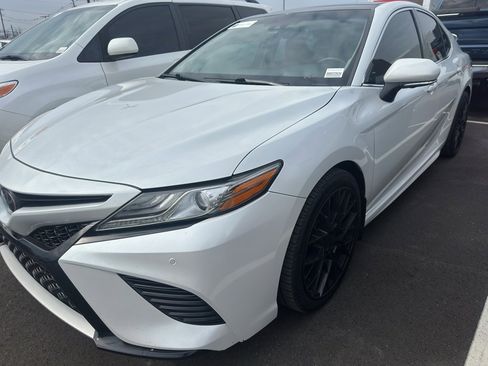 Used 2018 Toyota Camry XSE w/ Driver Assist Package image 2