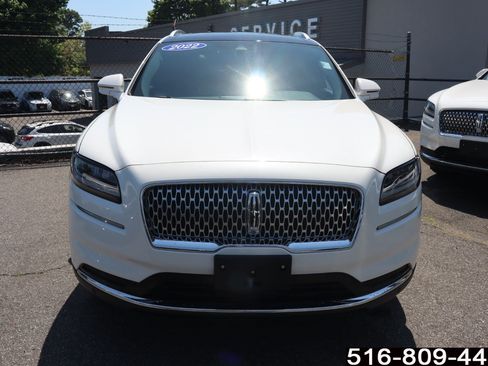 Used 2022 Lincoln Nautilus Reserve w/ Equipment Group 201A AWD/4WD image 4