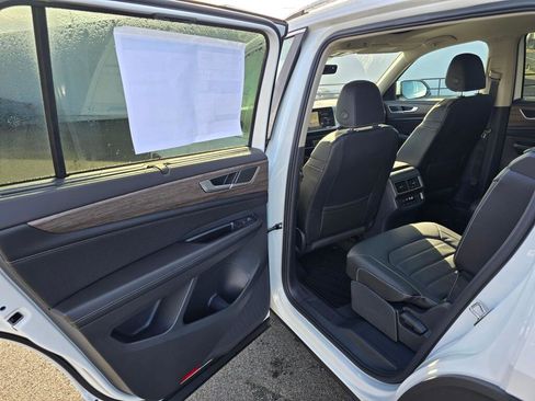 New 2026 Volkswagen Atlas SEL image 37