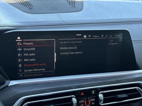 Used 2022 BMW X7 xDrive40i w/ Premium Package image 17