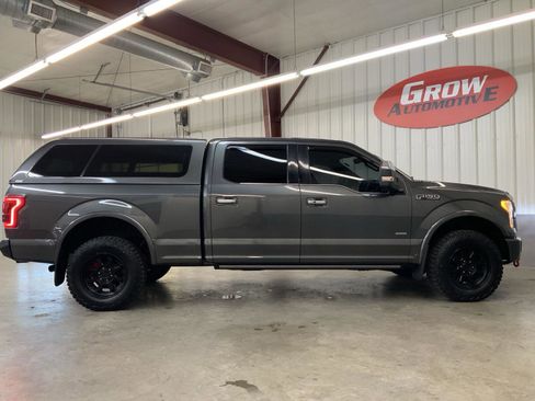 Used 2016 Ford F150 Platinum w/ Equipment Group 701A Luxury AWD/4WD image 14