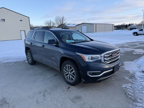 Used 2018 GMC Acadia SLE w/ Driver Alert Package I image 3