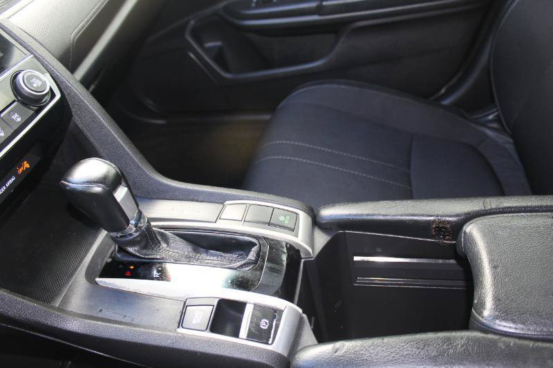 Used 2020 Honda Civic Sport image 28