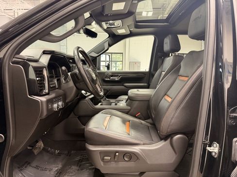 Used 2024 GMC Sierra 2500 AT4 w/ AT4 Premium Plus Package image 29
