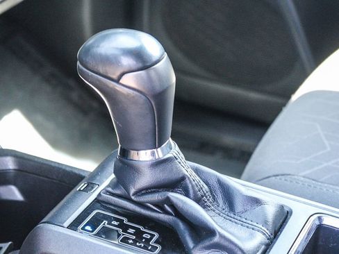 Used 2019 Toyota Tacoma TRD Sport w/ Technology Package RWD image 19