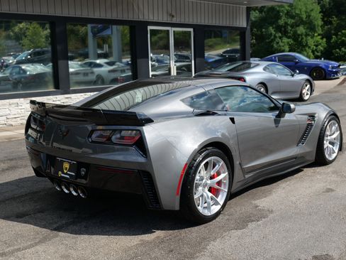 Used 2015 Chevrolet Corvette Z06 w/ Z07 Performance Package image 68