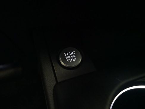 Used 2017 Audi A4 2.0T Premium Plus w/ Premium Plus Package AWD/4WD image 31