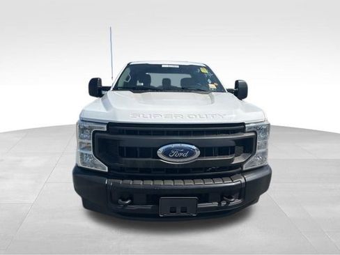 Used 2021 Ford F250 XL w/ Power Equipment Group RWD image 5