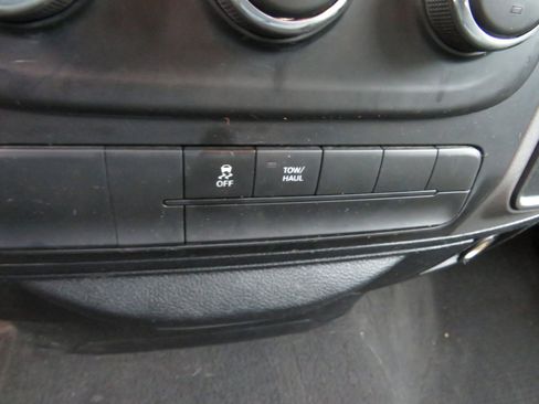 Used 2016 RAM 1500 Tradesman w/ Popular Equipment Group image 16