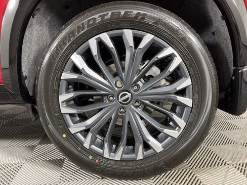 New 2026 Nissan Rogue Platinum image 13