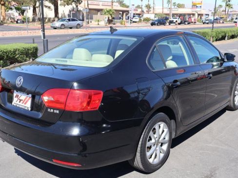 Used 2012 Volkswagen Jetta SE image 7