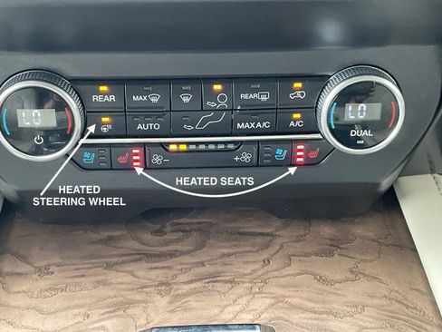 Used 2021 Ford Expedition Platinum image 19