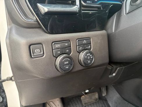 Used 2024 Chevrolet Silverado 1500 LT Trail Boss w/ Protection Package AWD/4WD image 29