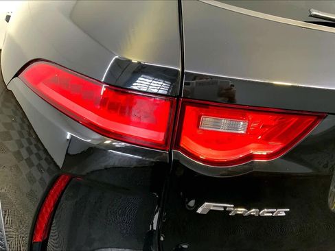 Used 2020 Jaguar F-PACE SVR AWD/4WD image 28