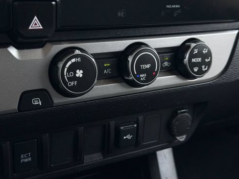 Used 2021 Toyota Tacoma SR w/ SR Convenience Package RWD image 21