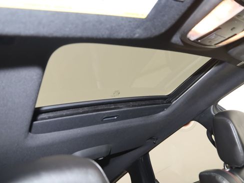 Used 2023 Dodge Durango R/T AWD/4WD image 12