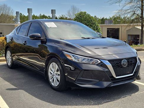 Used 2020 Nissan Sentra S image 1