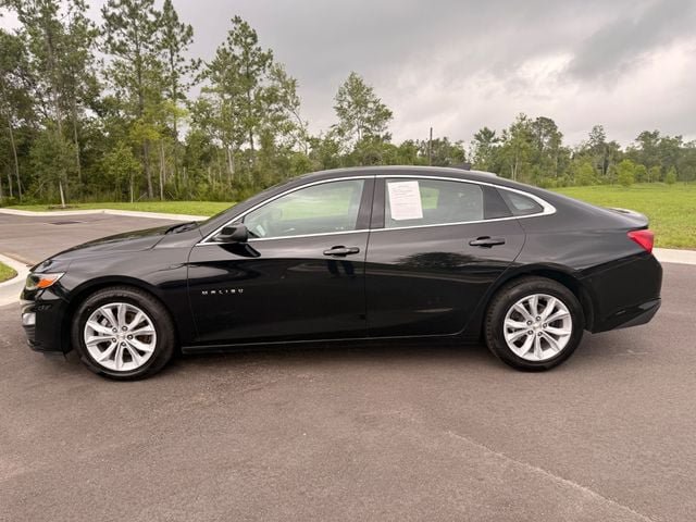 Used 2025 Chevrolet Malibu LT FWD image 2