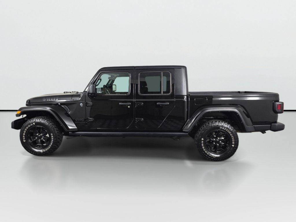 Used 2022 Jeep Gladiator Sport AWD/4WD image 2