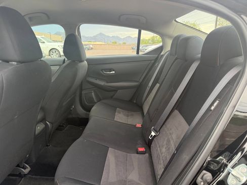 Used 2023 Nissan Sentra SR w/ Midnight Edition Package FWD image 10