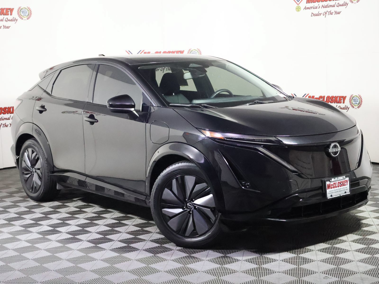 Used 2024 Nissan Ariya AWD image 2