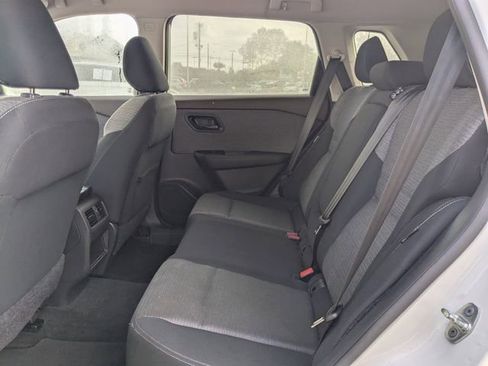 Used 2022 Nissan Rogue S image 19