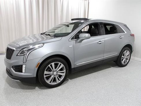 Used 2024 Cadillac XT5 Premium Luxury AWD/4WD image 3