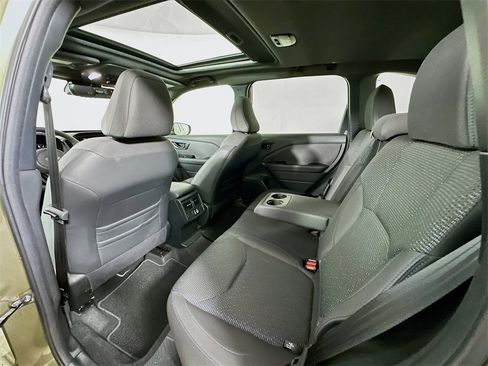 Used 2025 Subaru Forester Premium w/ Convenience Package #2 image 4