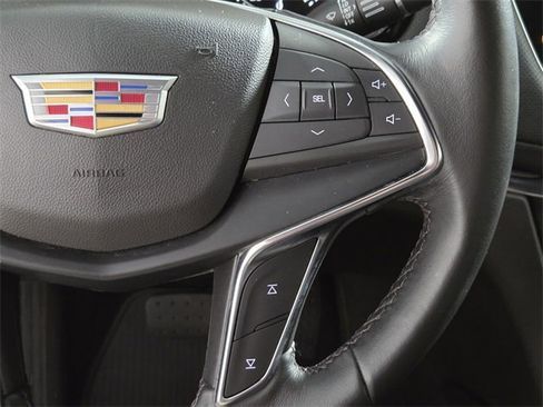 Certified 2022 Cadillac XT5 Luxury image 21