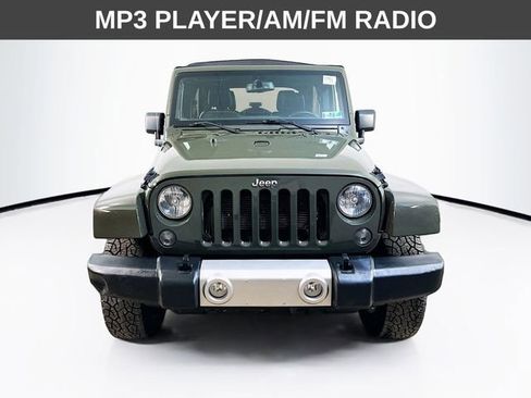 Used 2015 Jeep Wrangler Unlimited Sahara w/ Connectivity Group image 3