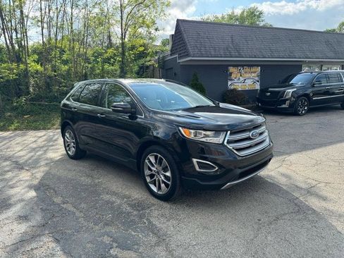 Used 2017 Ford Edge Titanium w/ Equipment Group 301A image 3