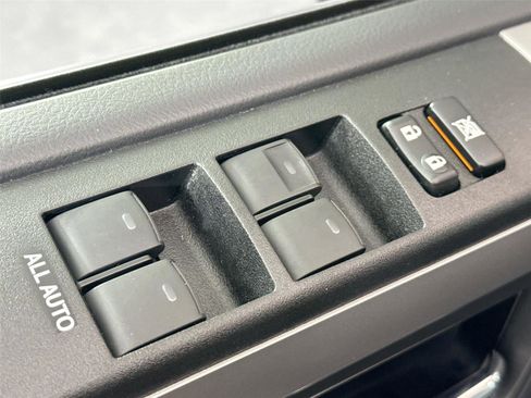 Certified 2022 Toyota 4Runner SR5 Premium image 28