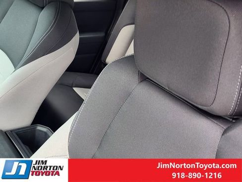 Used 2025 Toyota Tacoma TRD Off-Road image 16