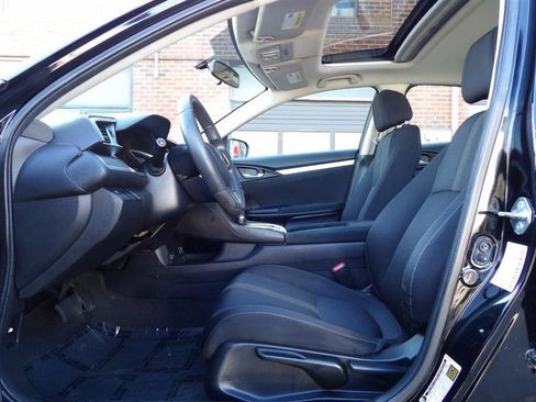 Used 2018 Honda Civic EX image 10