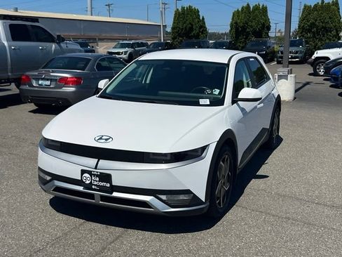 Used 2024 Hyundai Ioniq 5 SEL AWD/4WD image 3