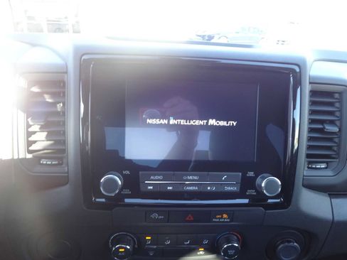 Used 2024 Nissan Frontier S w/ S Utility Package image 12