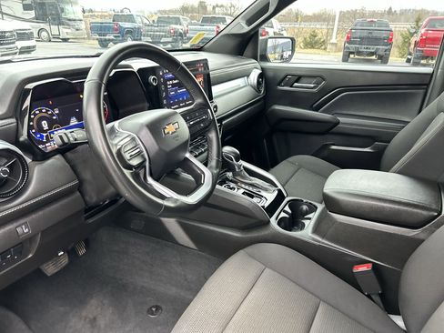 Used 2024 Chevrolet Colorado LT w/ LT Convenience Package image 25