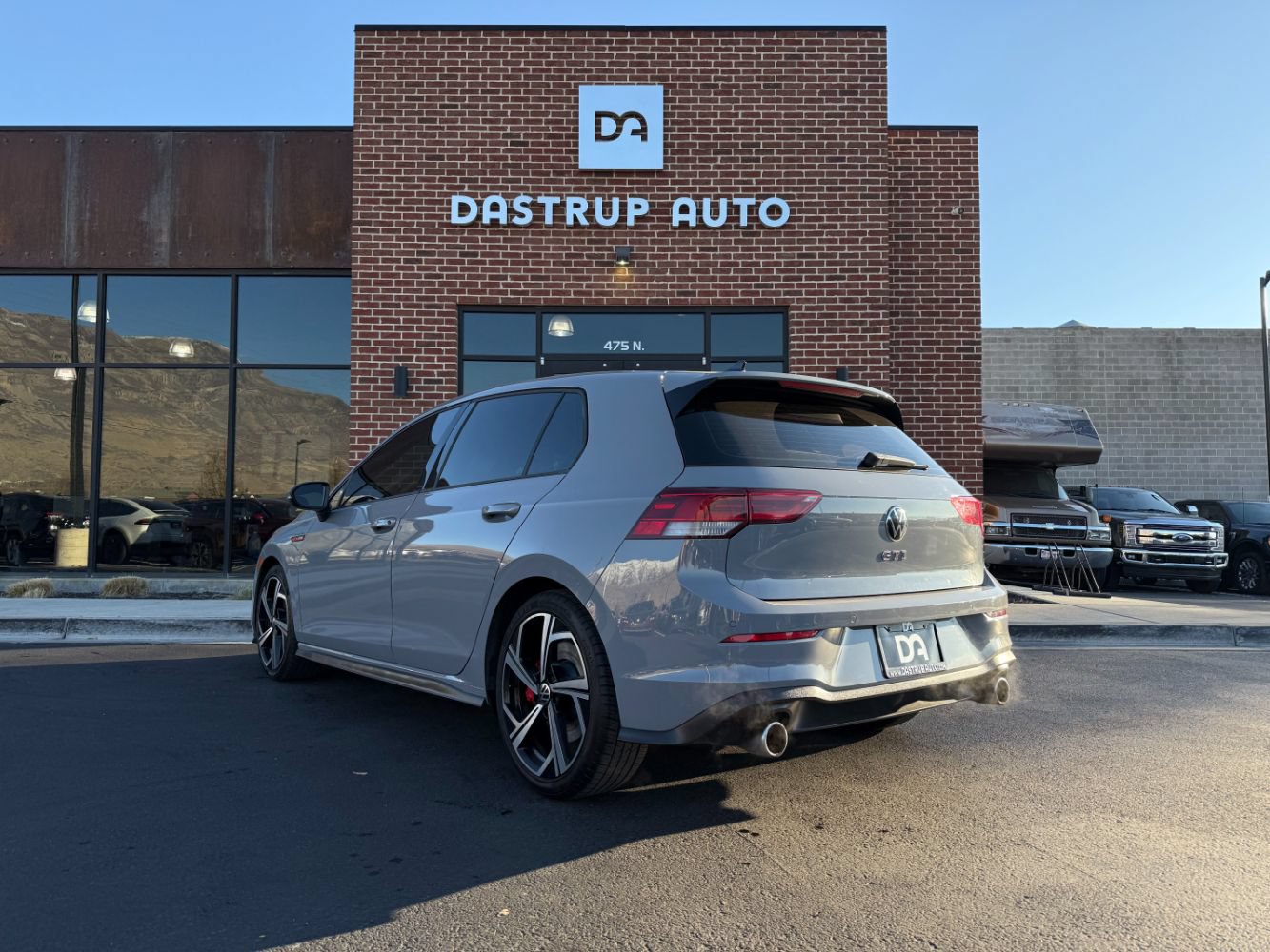 Used 2024 Volkswagen GTI SE FWD image 5